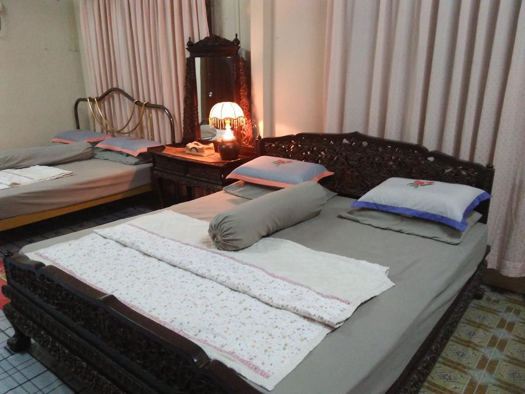 Teratak Ibunda Guest House Kota Bharu Buitenkant foto