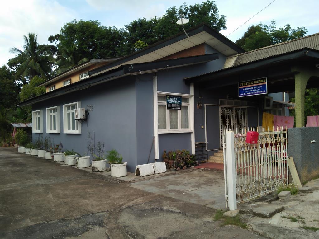 Teratak Ibunda Guest House Kota Bharu Buitenkant foto