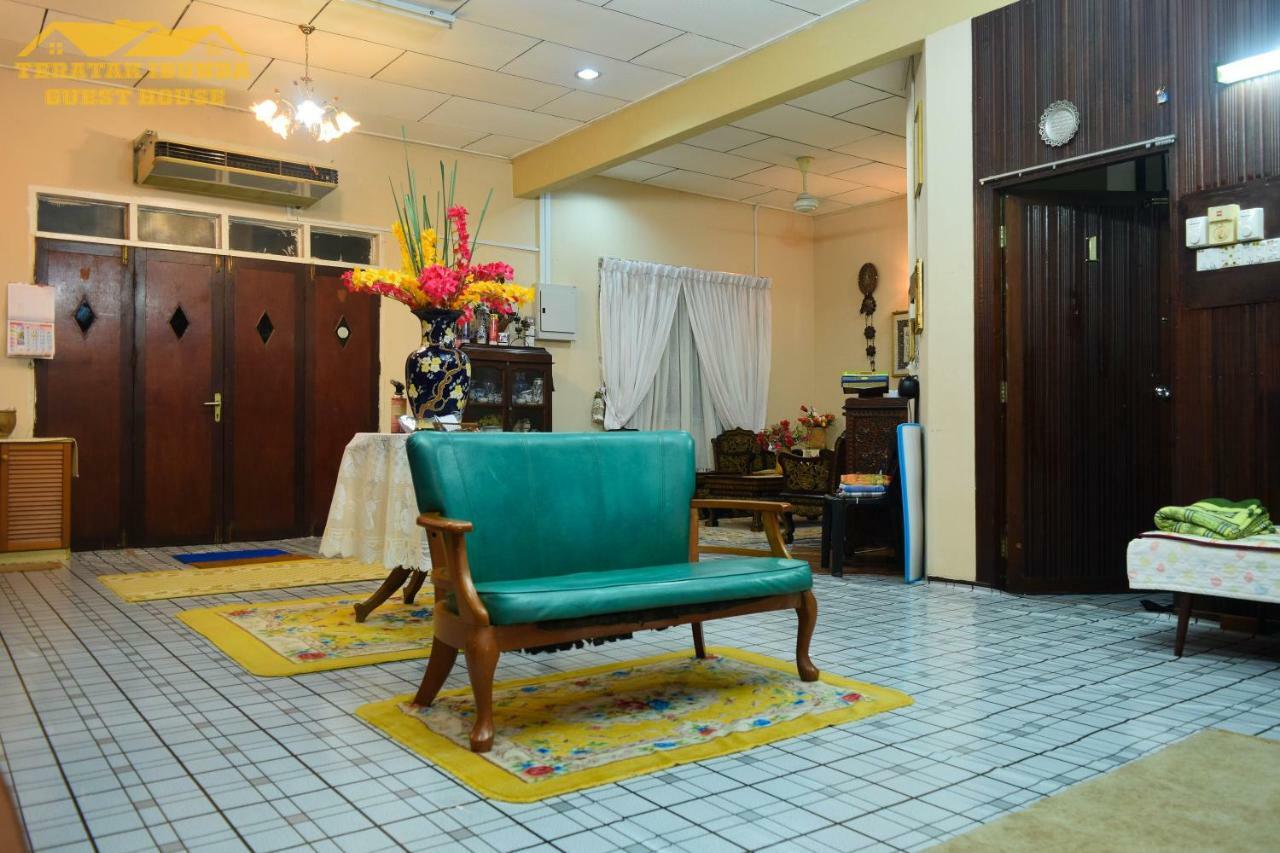 Teratak Ibunda Guest House Kota Bharu Buitenkant foto