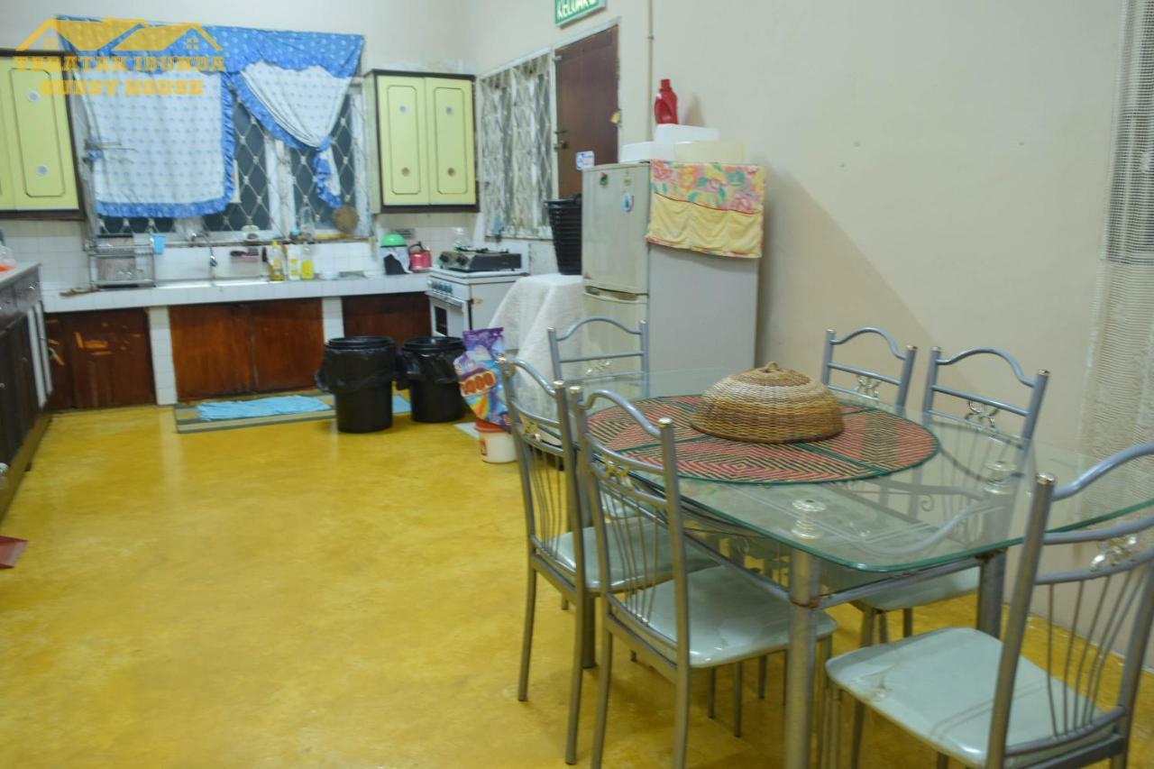 Teratak Ibunda Guest House Kota Bharu Buitenkant foto